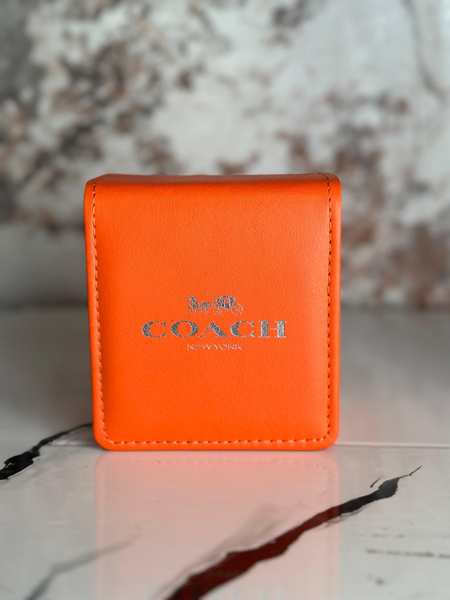 Reloj coach para dama plateado
