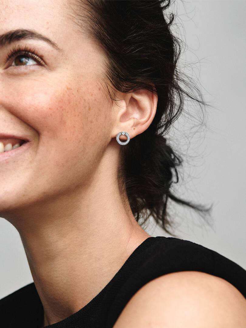 Aretes Pandoras de botón Reversibles Círculo en Pavé & Logo