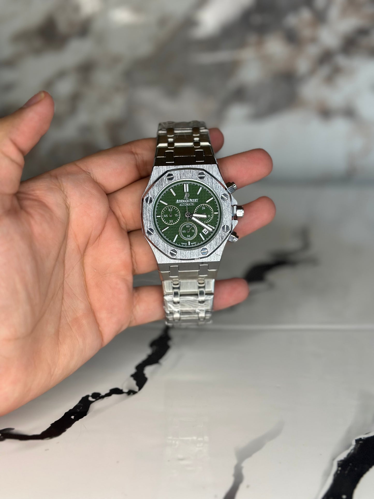 Audemars Piguet AP fondo verde bisel plateado pulsera metálica cronógrafo