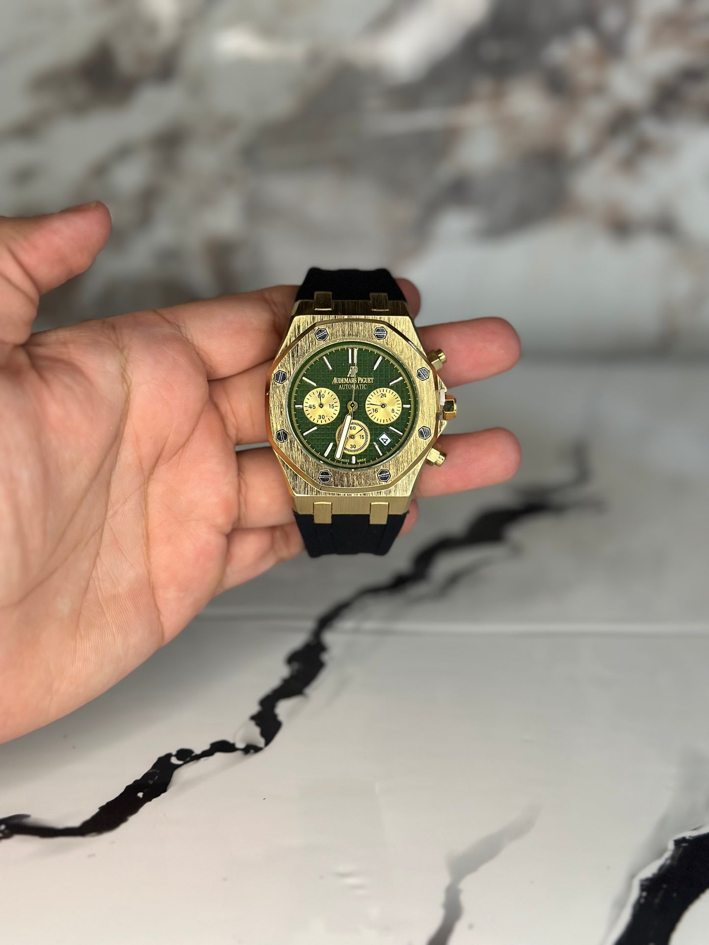 Audemars Piguet AP fondo verde bisel dorado pulsera de goma cronógrafo