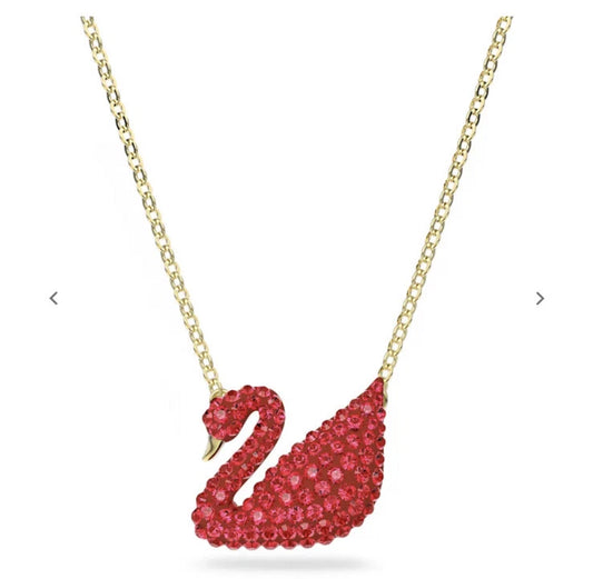 Colgante icónico de cisne rojo Swarovski Collar chapado en oro 5465400