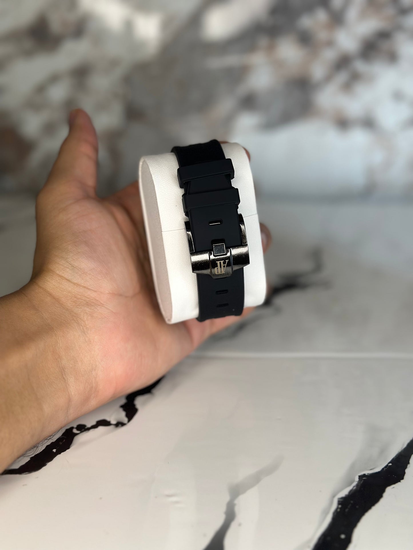 Audemars Piguet AP negro con pulsera de goma cronógrafo