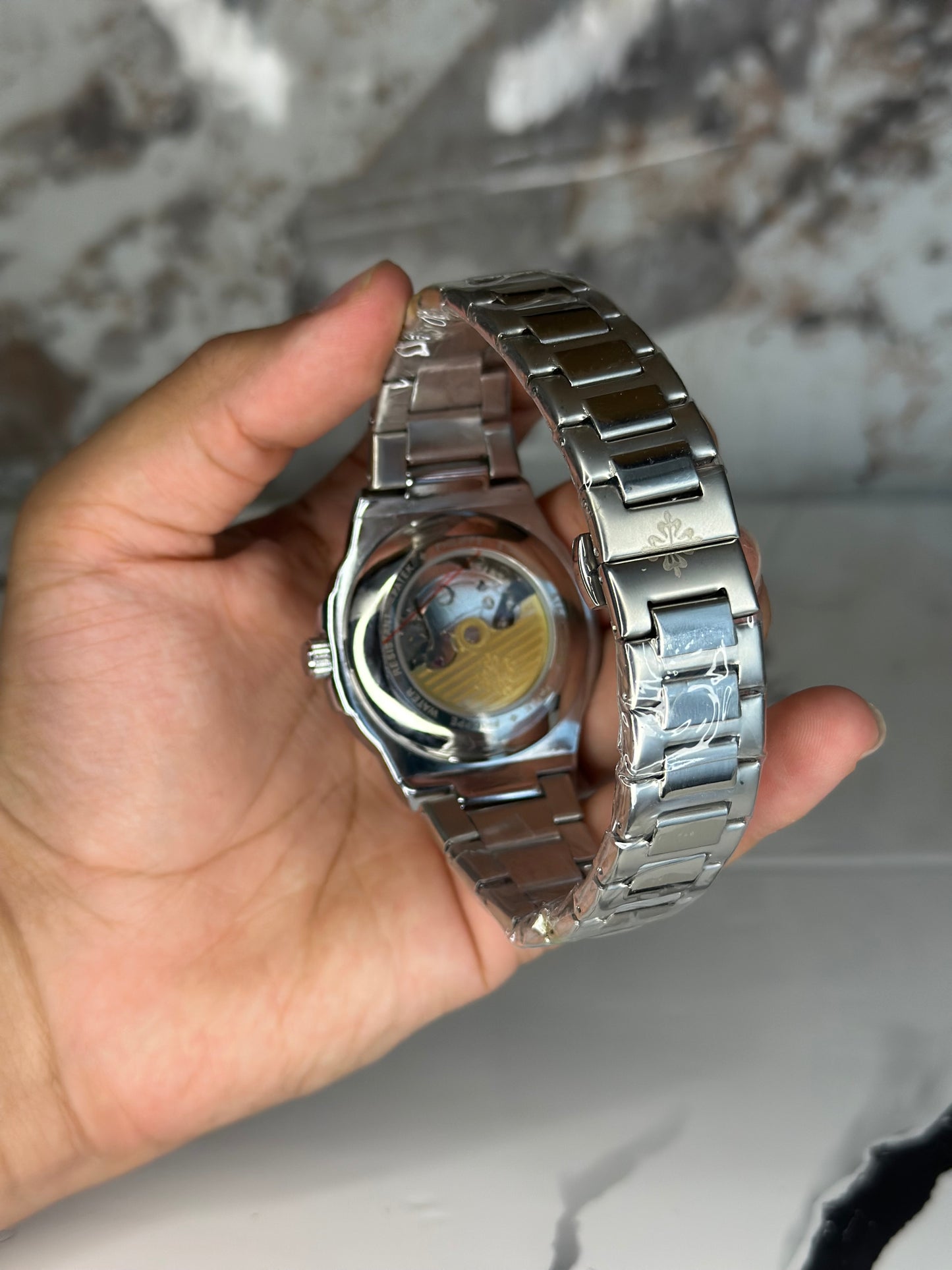 patek philippe automático corazón abierto fondo azul bisel plateado pulsera metálica