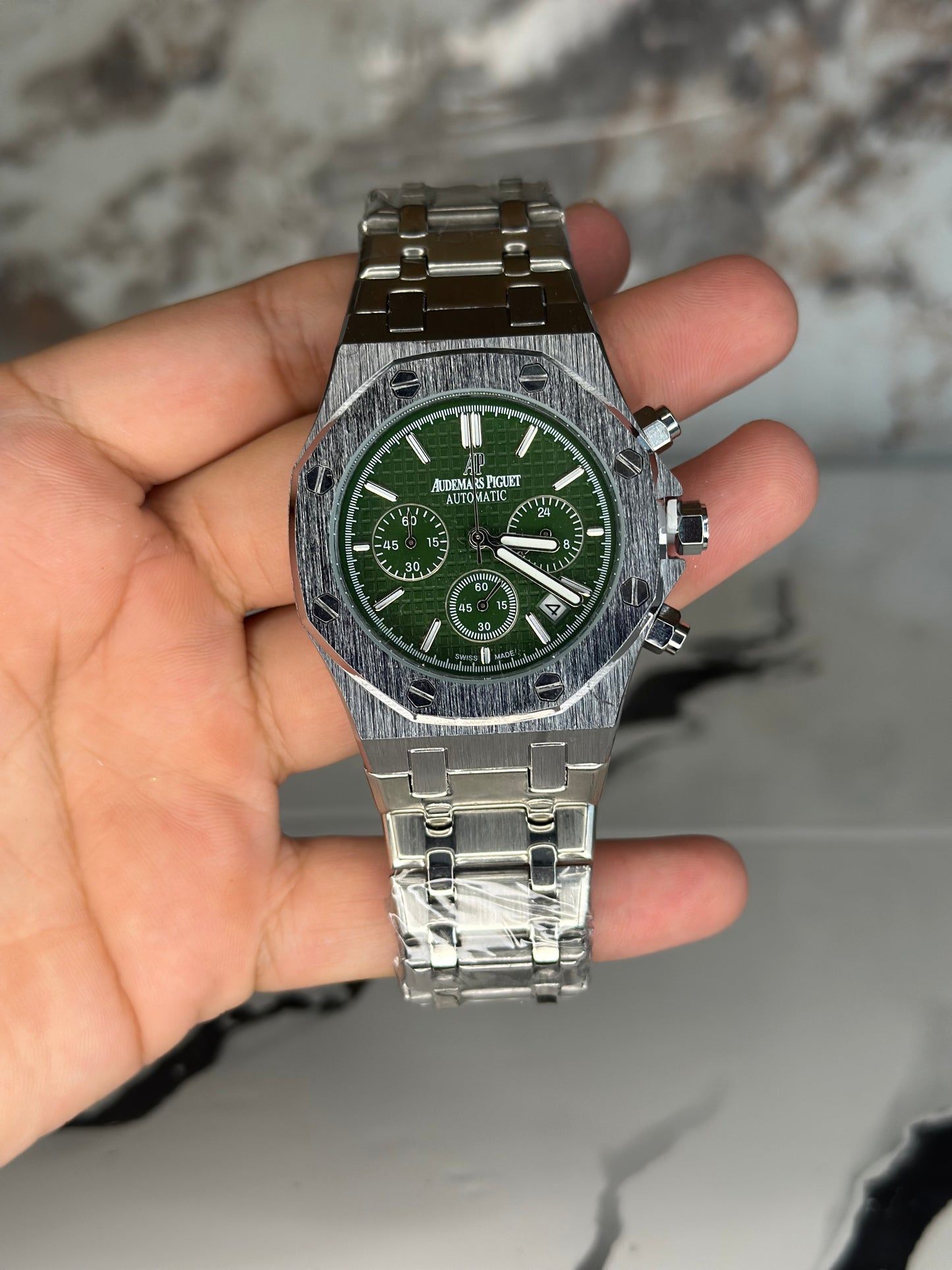Audemars Piguet AP fondo verde bisel plateado pulsera metálica cronógrafo