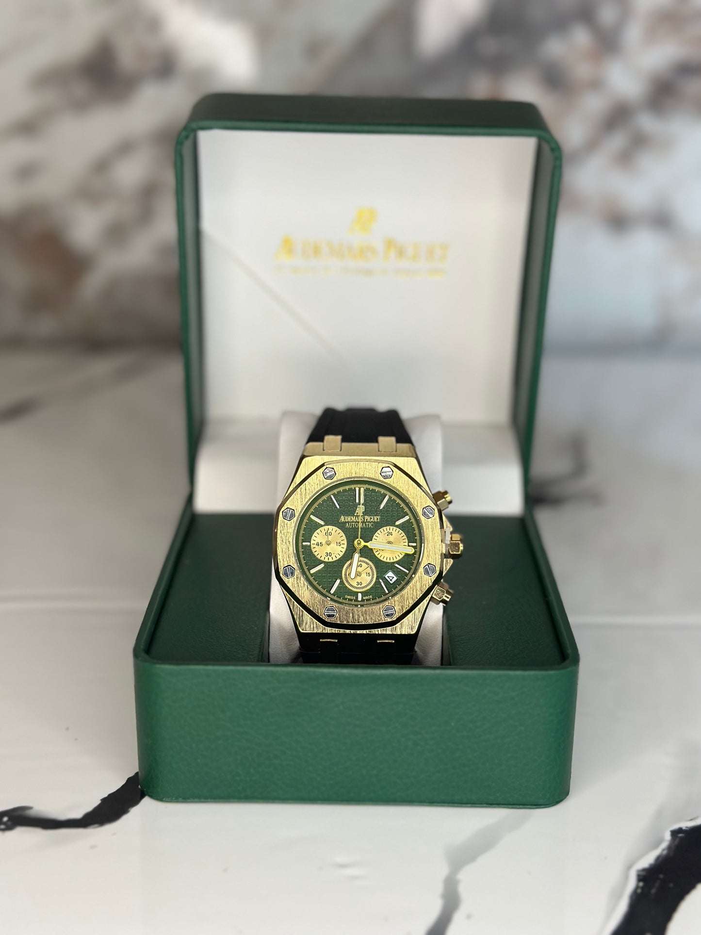 Audemars Piguet AP fondo verde bisel dorado pulsera de goma cronógrafo