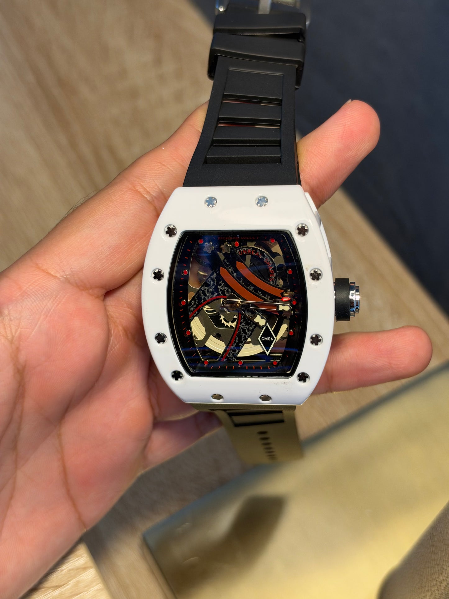 RICHARD MILLIE CORAZON ABIERTO NEGRO CON BLANCO