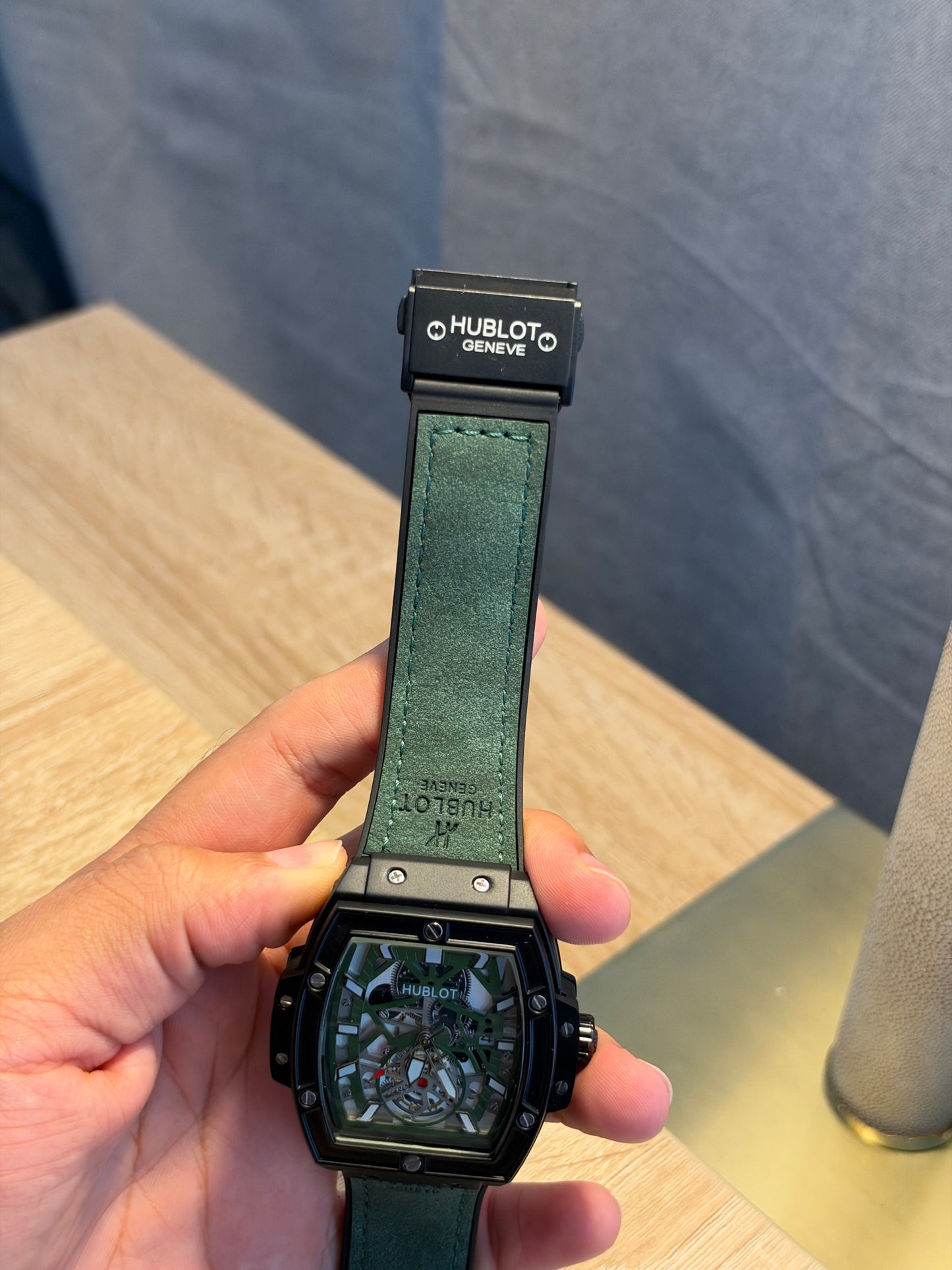 HUBLOT BIG BANG GREEN CARBON