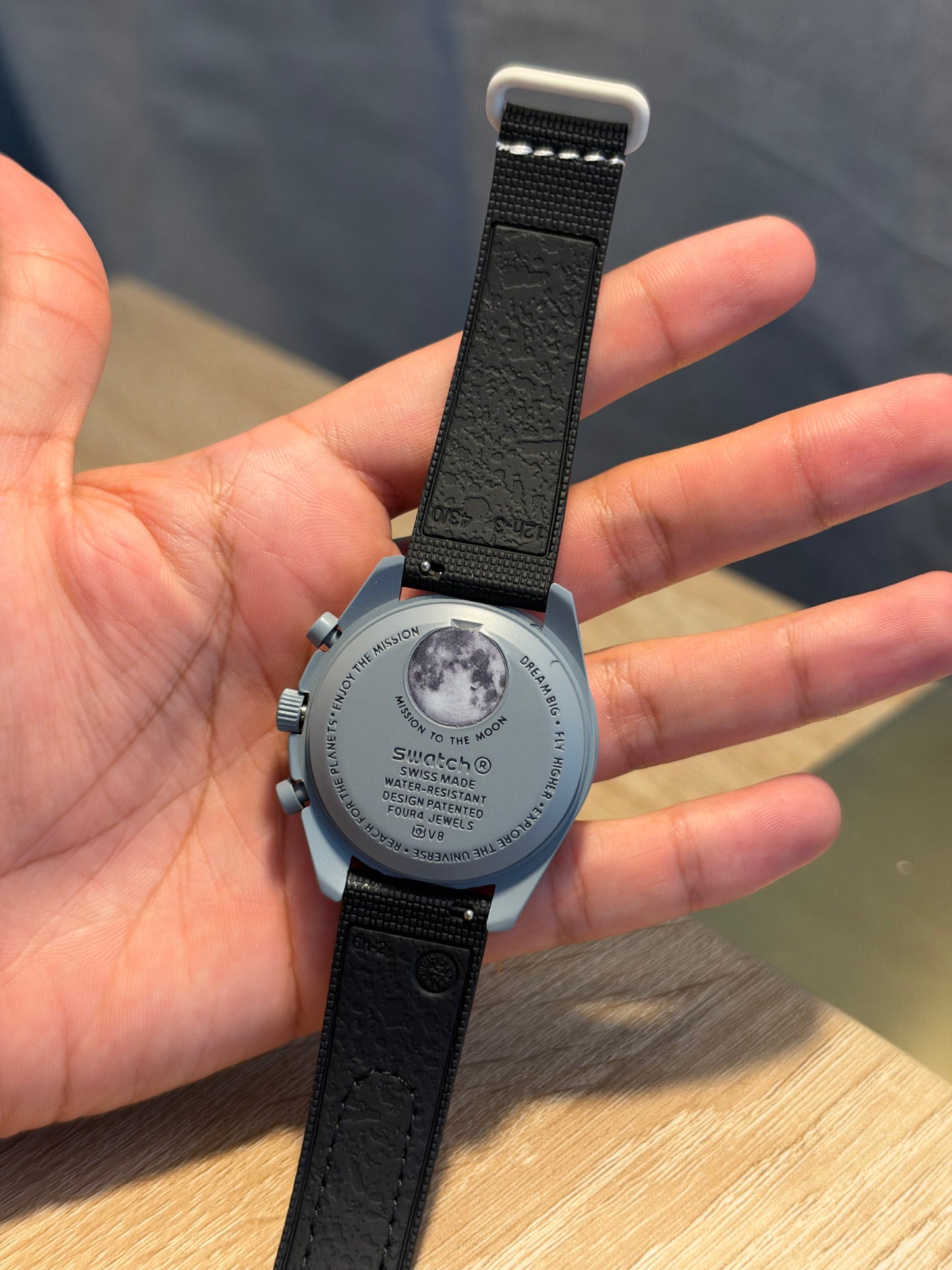 Omega x Swatch MoonSwatch (Mission to MOON)