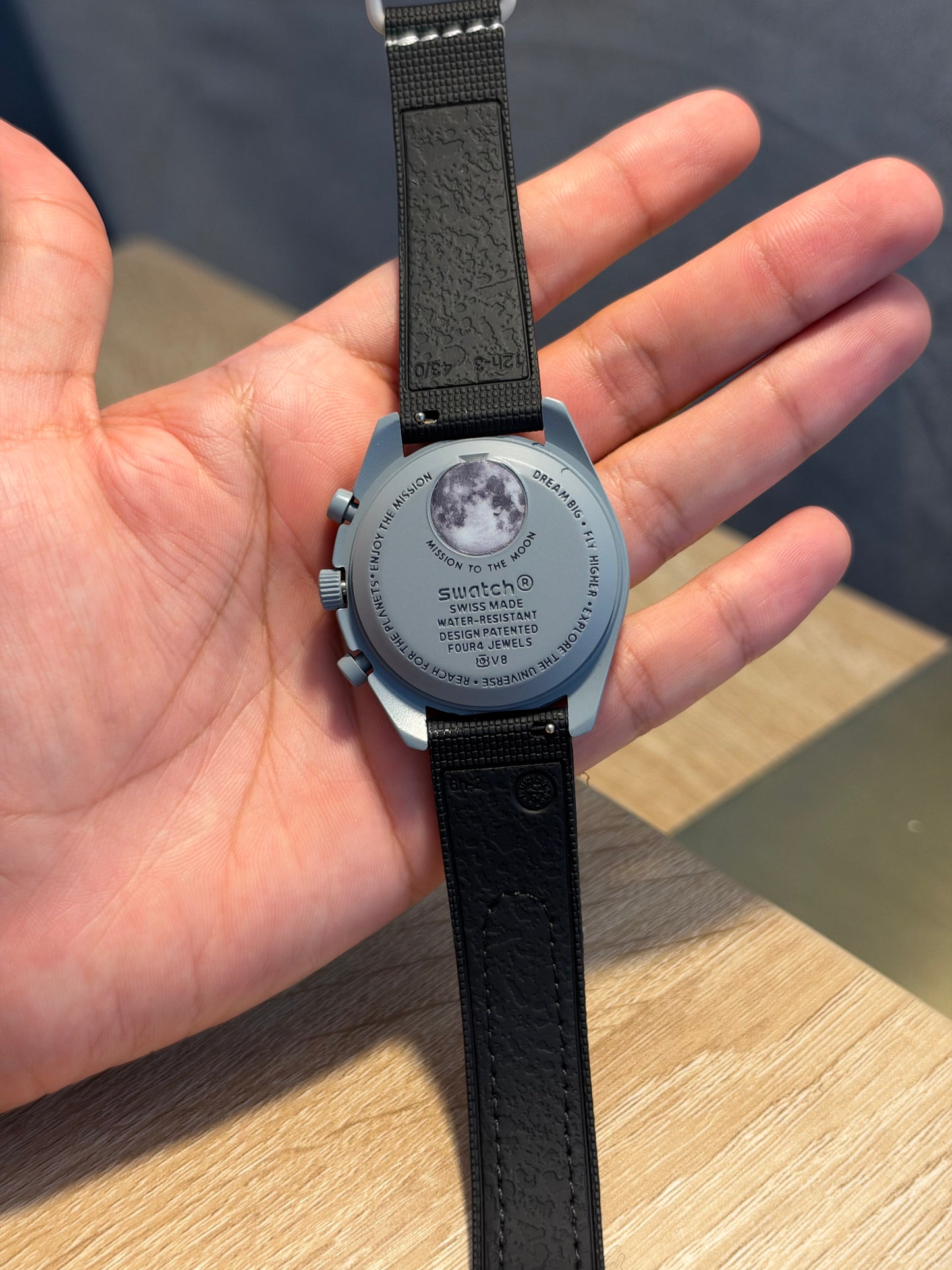 Omega x Swatch MoonSwatch (Mission to MOON)