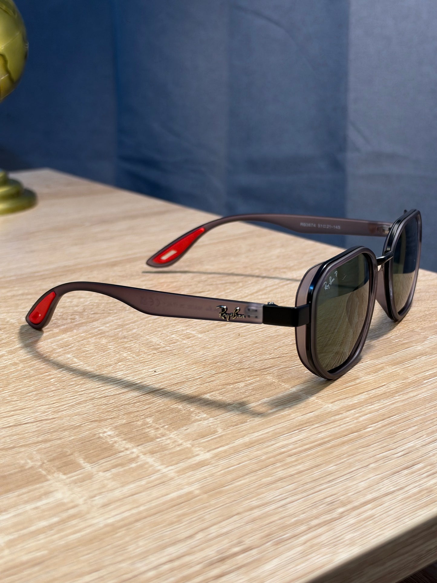 RAY-BAN X FERRARI TRANSPARENTE GRISES