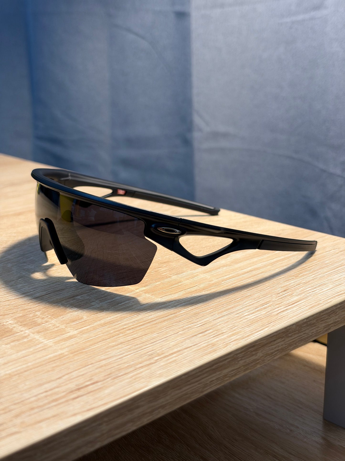 OAKLEY 009403 NEGRO