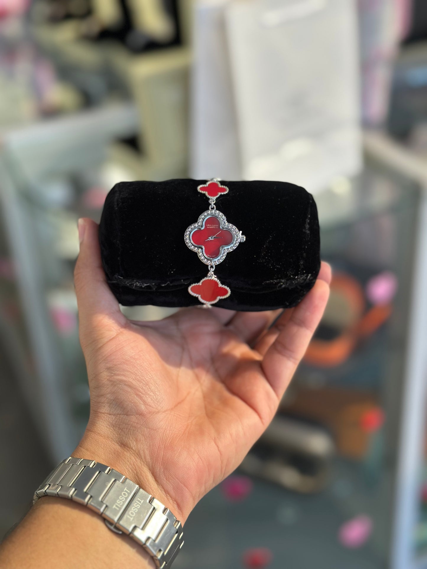 RELOJ VAN CLEEF ROJO