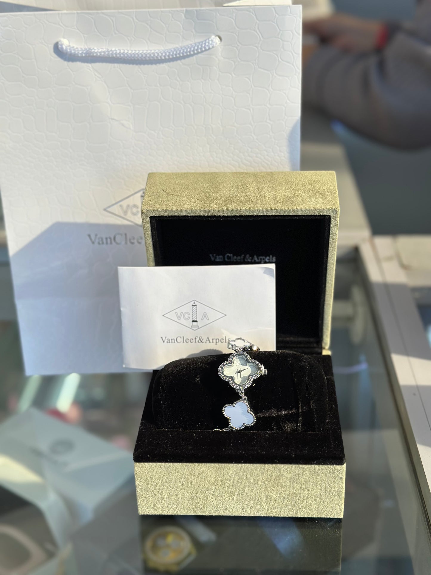 RELOJ VAN CLEEF BLANCO