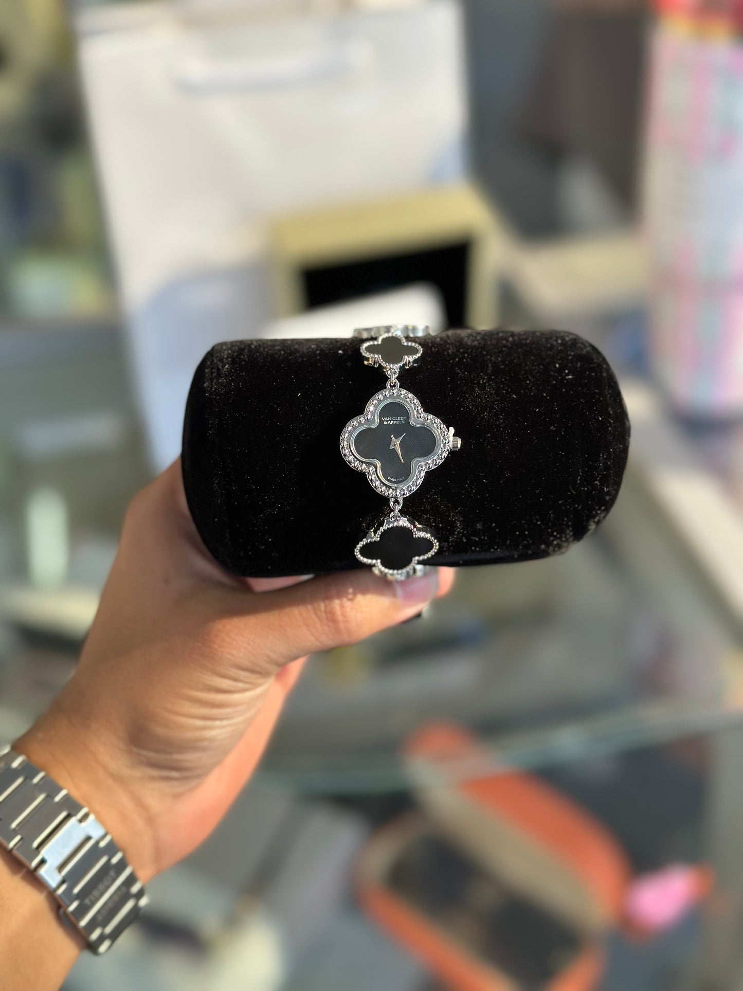 reloj van cleef negro
