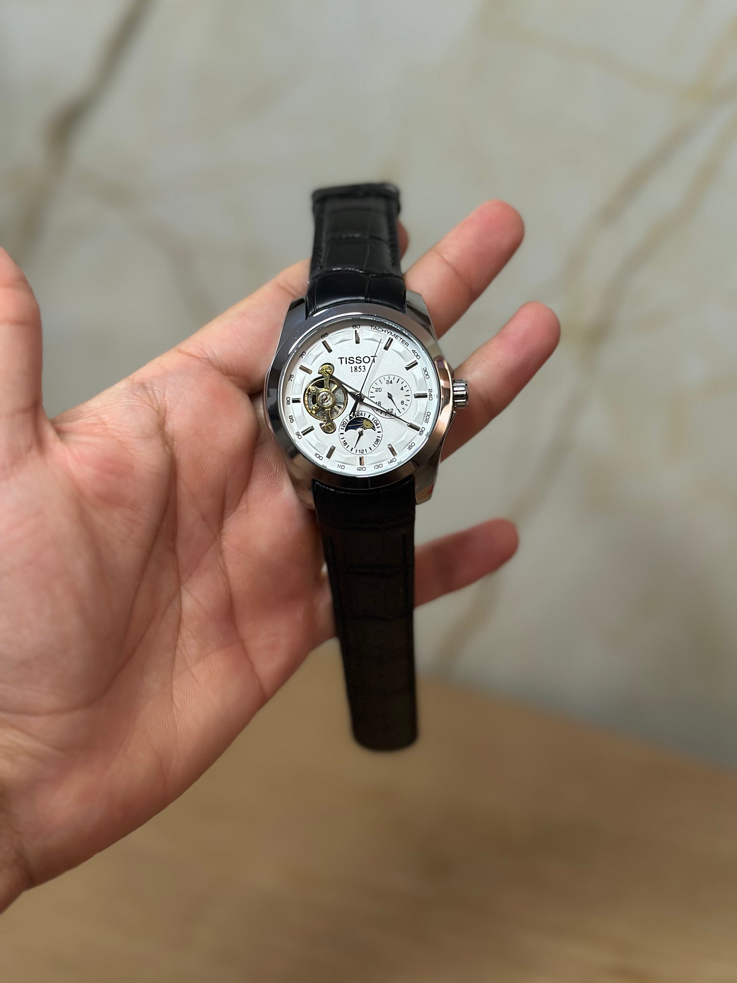 RELOJ TISSOT CLASIC AUTOMATICO FONDO BLANCO