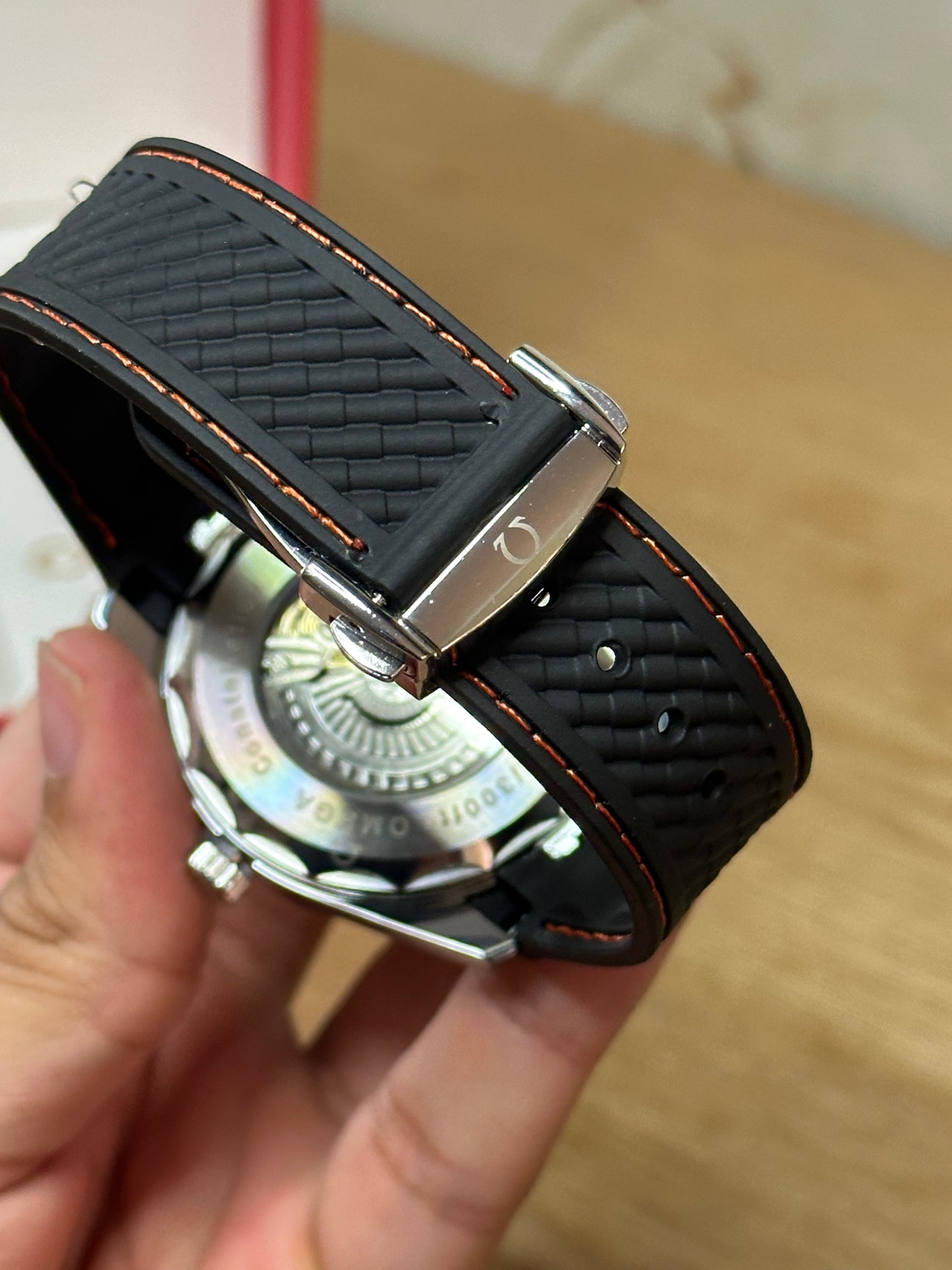 OMEGA SEAMASTER GRIS AUTOMATICO PULSERA DE GOMA NEGRA