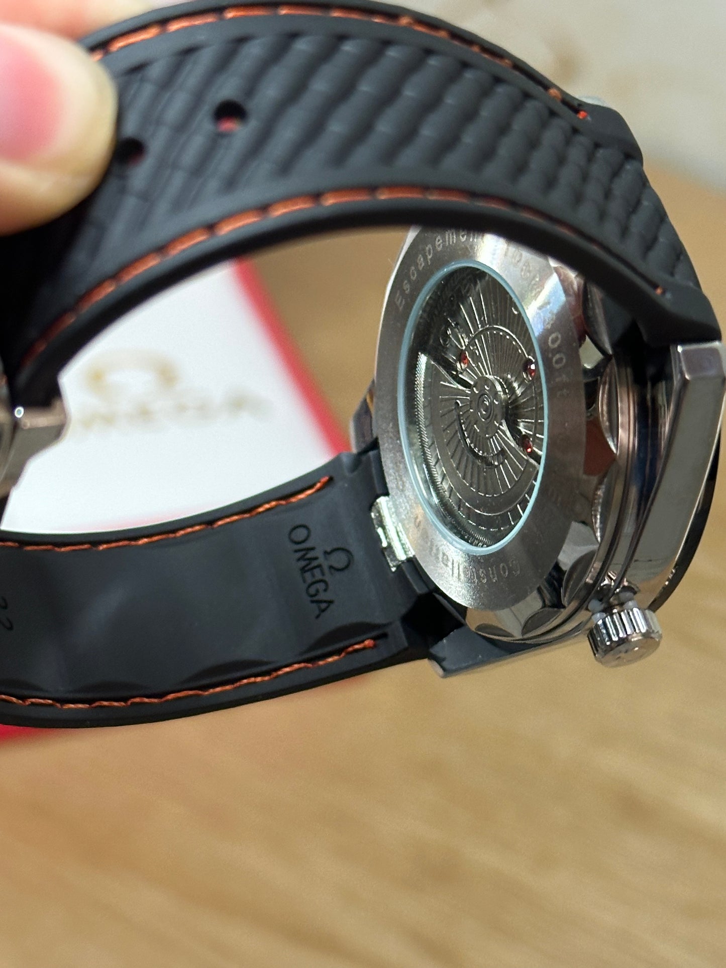 OMEGA SEAMASTER GRIS AUTOMATICO PULSERA DE GOMA NEGRA