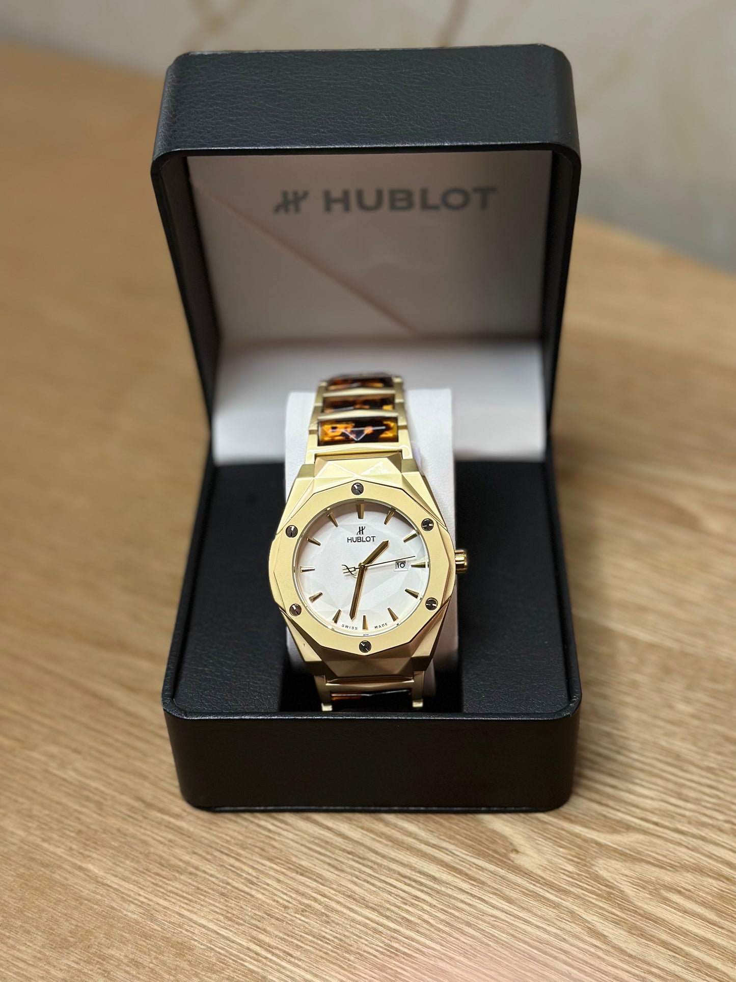 Hublot Classic Fusion DORADO FONDO BLANCO AUTOMATICO