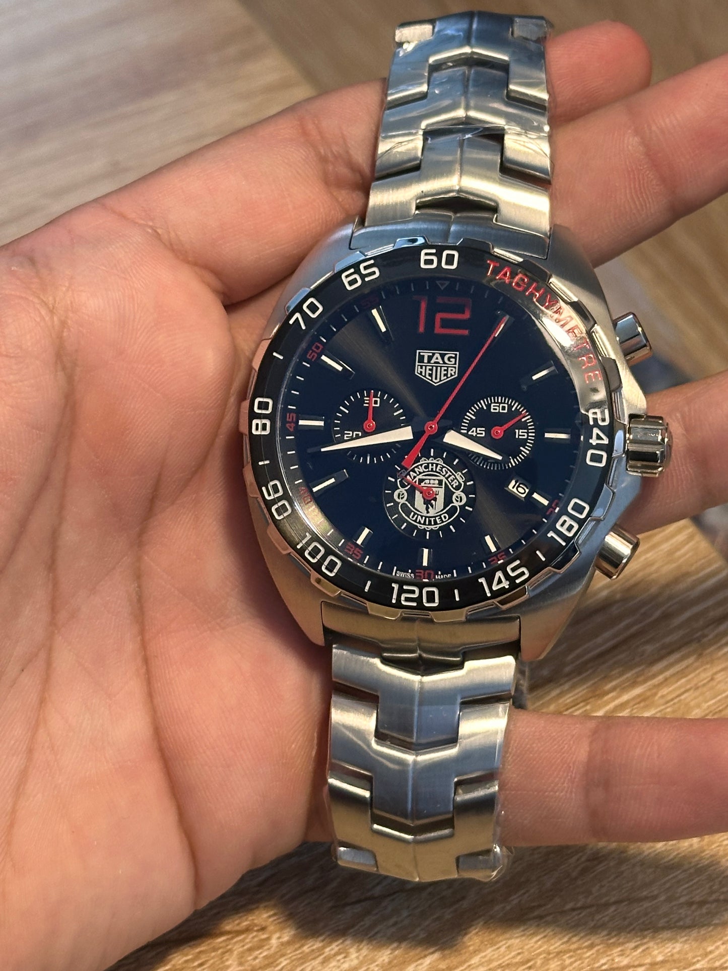 TAG HEUER EDICION ESPECIAL MANCHESTER UNITED FONDO NEGRO