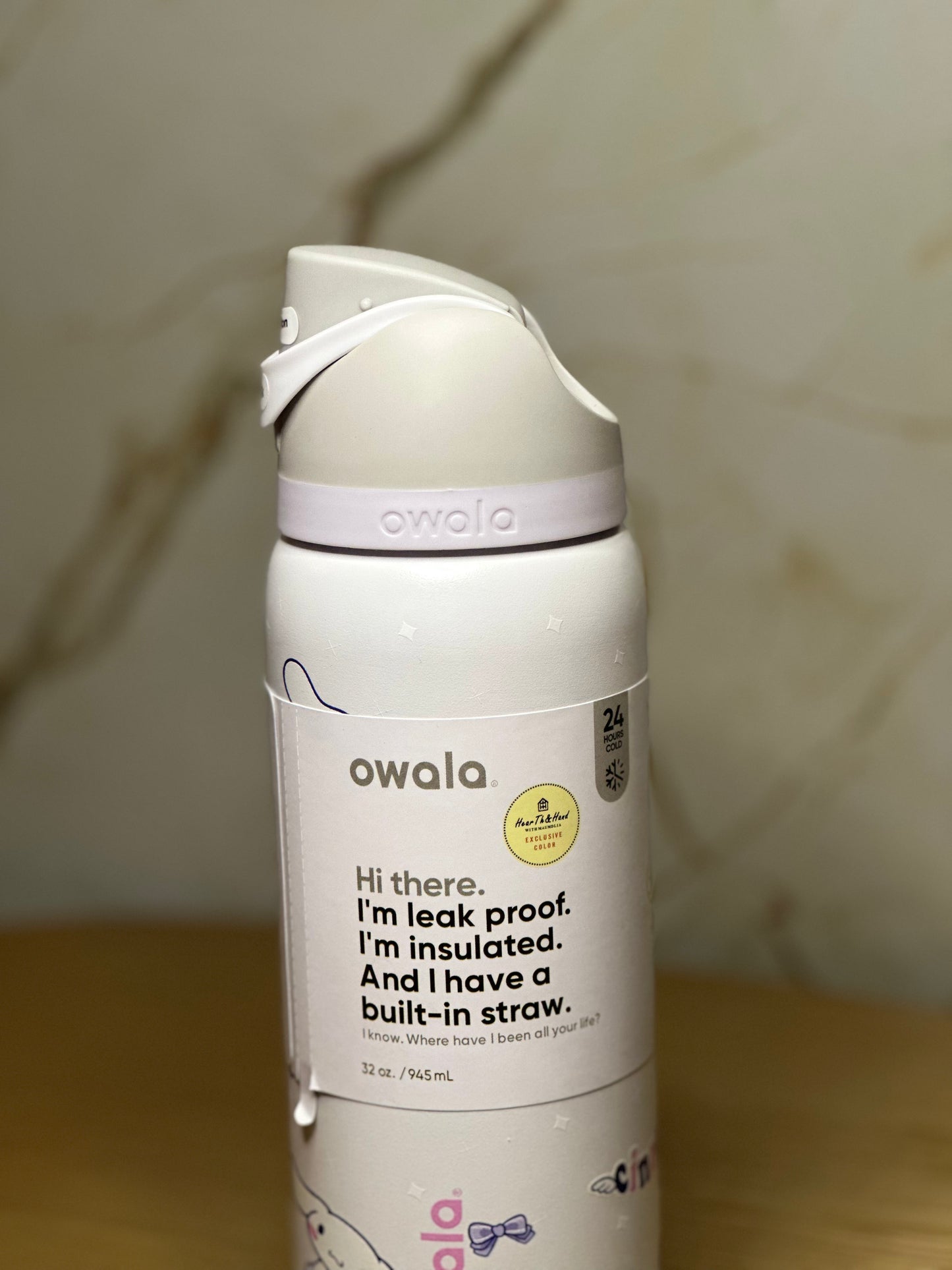 owala Freesip®32oz - Exclusive Cartoon Theme cinnamoroll