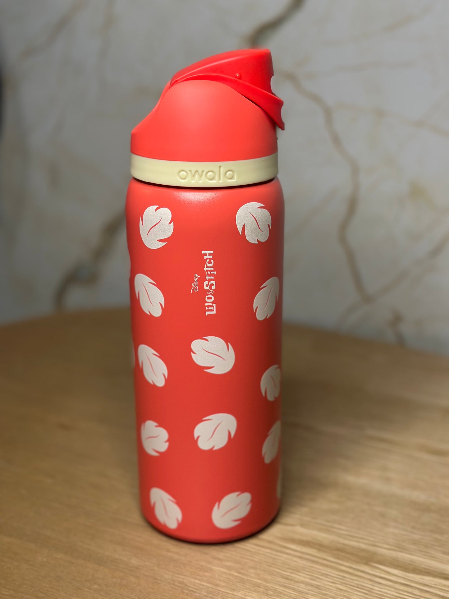 Owala Lilo & Stitch 32 oz edición FreeSip color