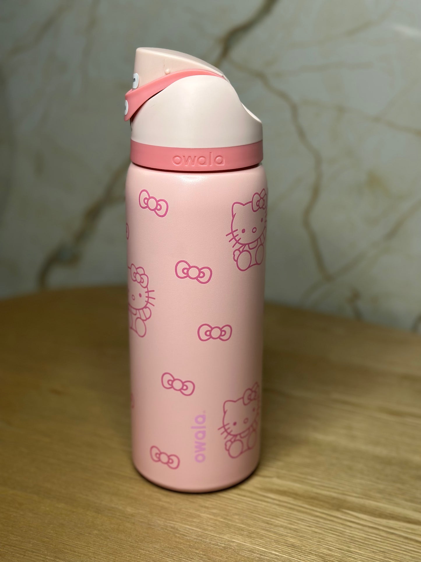 Owala Free Sip Edición Especial Hello Kitty De 32 Onzas