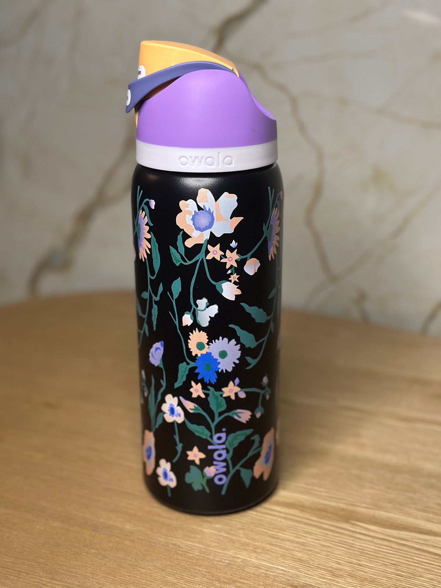 Owala freesip 32 oz edicion especial midnight garden