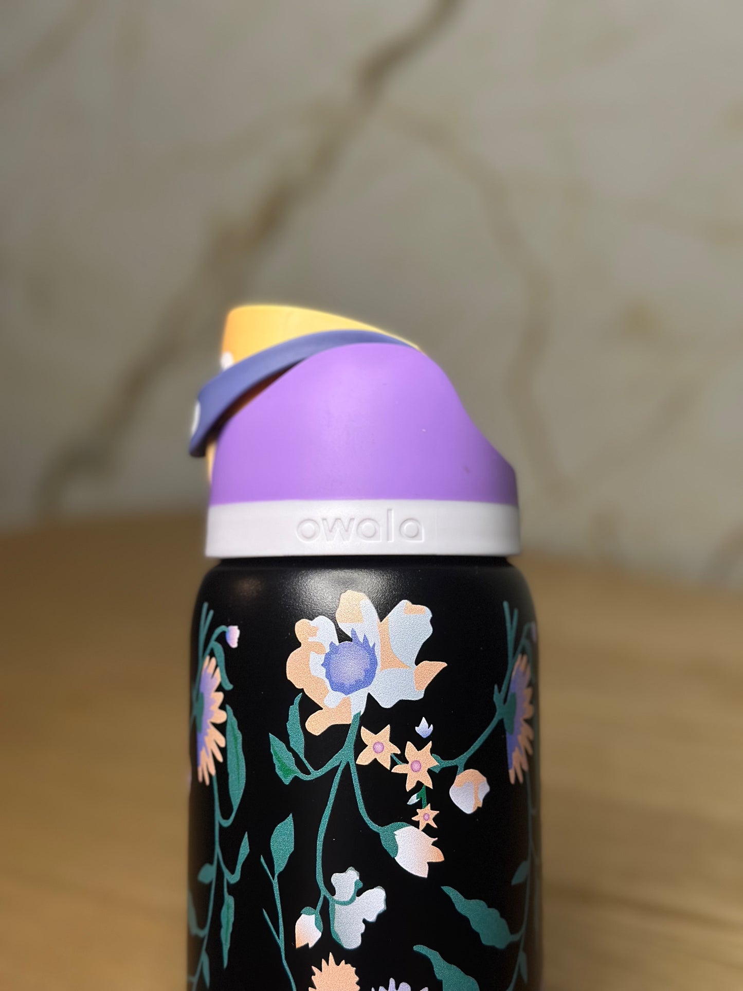 Owala freesip 32 oz edicion especial midnight garden