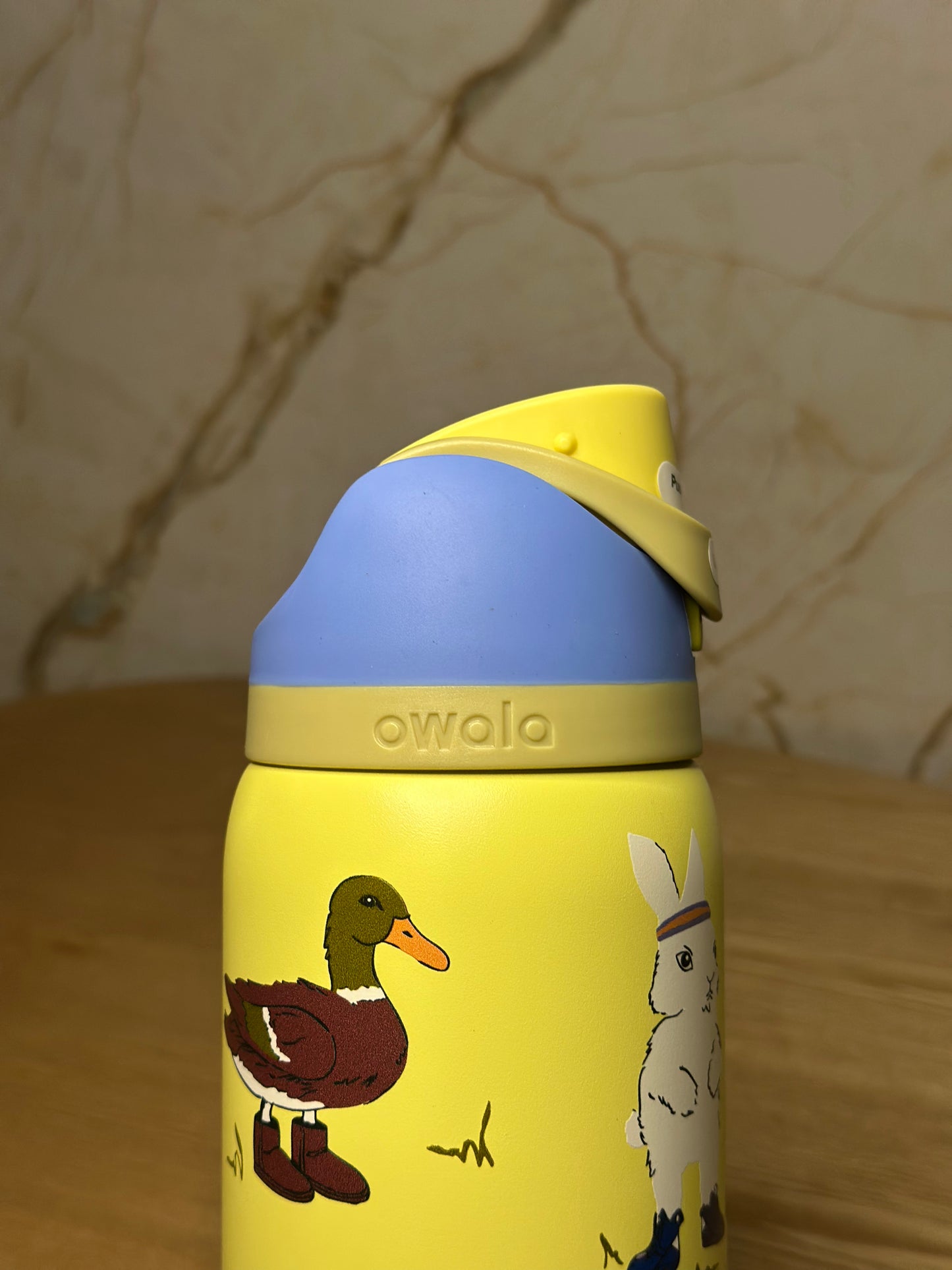 Owala UO exclusiva fiesta animales 32 oz freesip