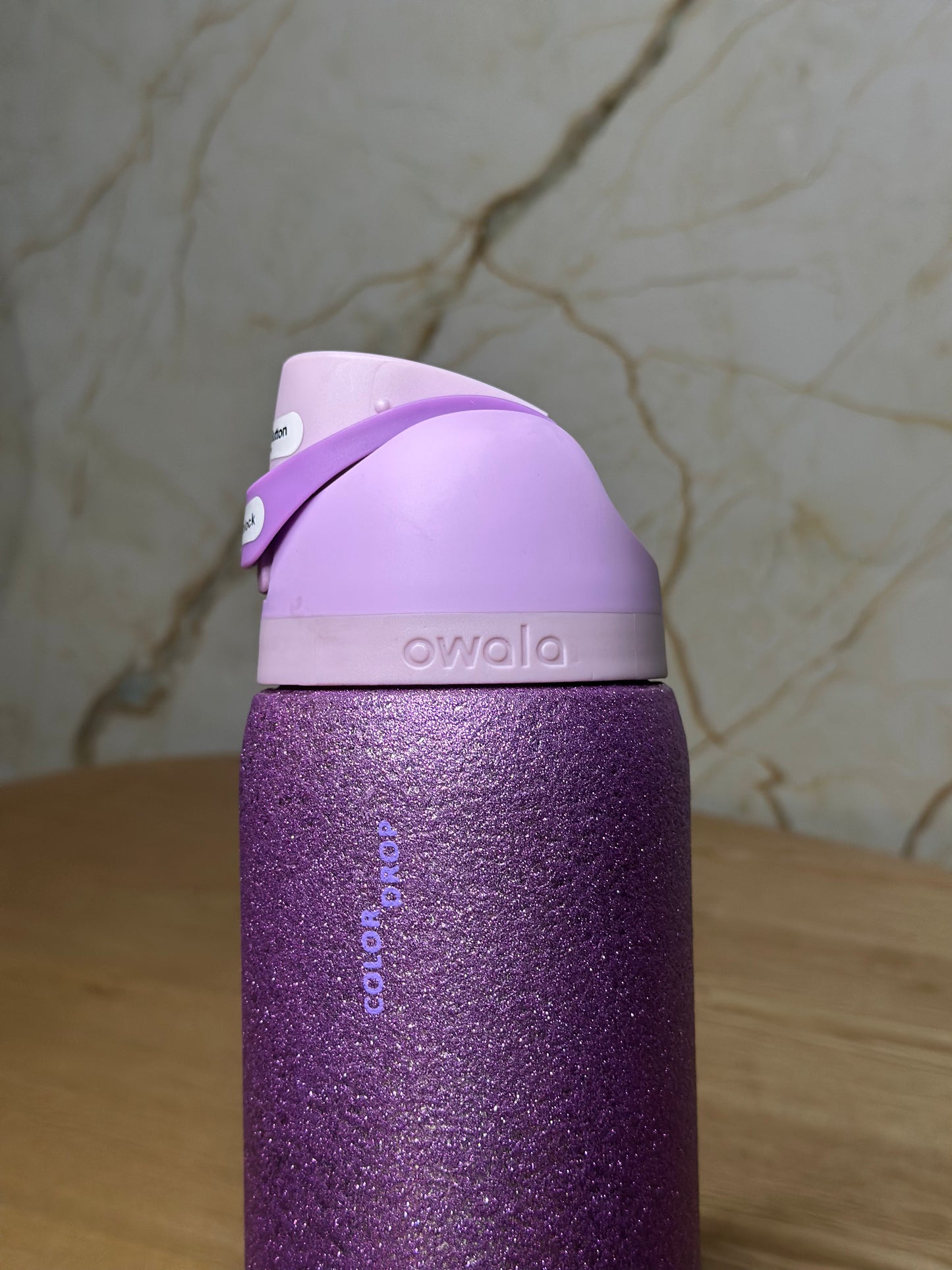 Owala 32oz FreeSip So Eggstra Limited Edition Shimmery Purple Water Bottle New