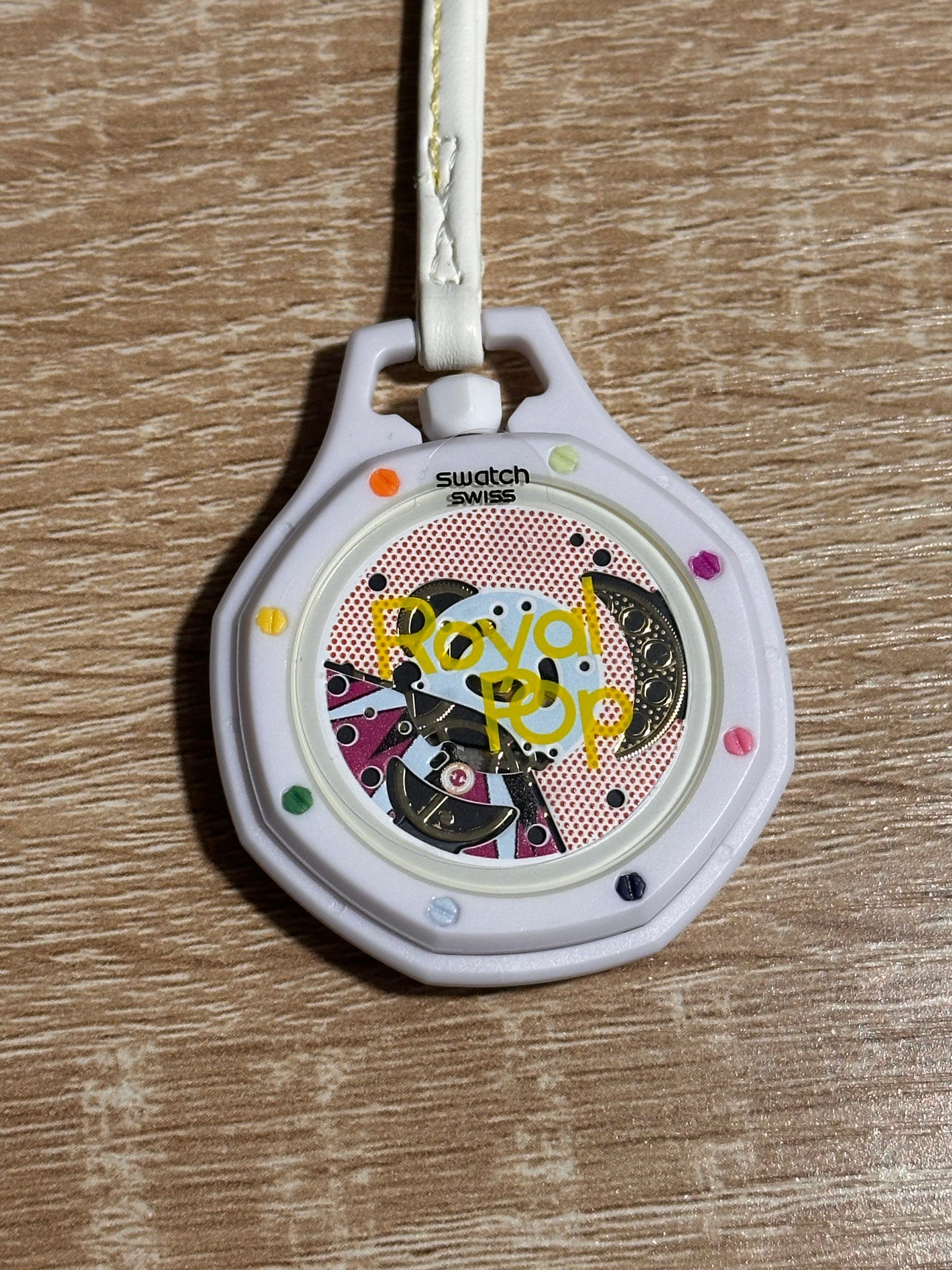ROYAL POP AP X SWATCH HUIT BLANC