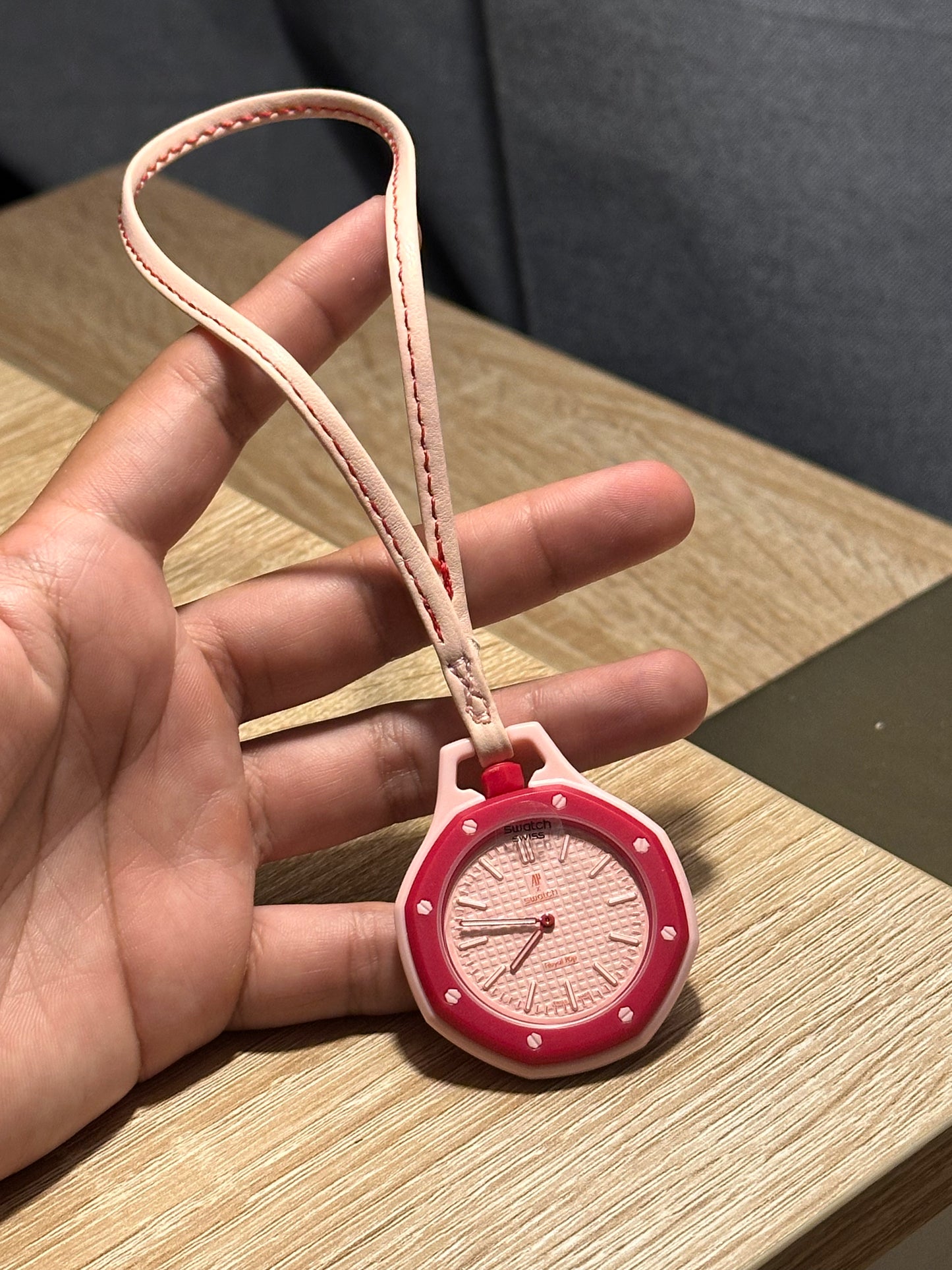 ROYAL POP AP X SWATCH OTTO ROSSO