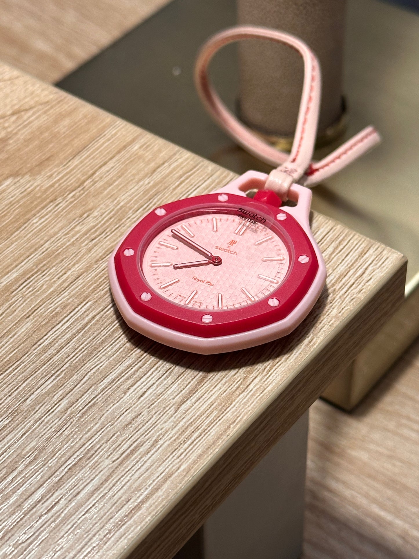 ROYAL POP AP X SWATCH OTTO ROSSO