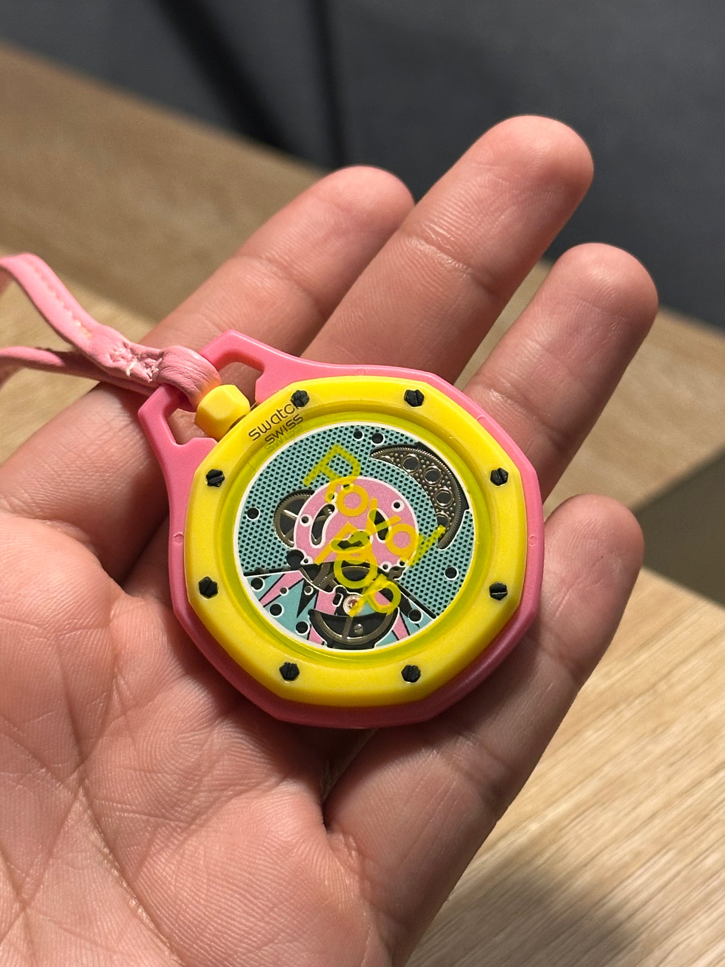 ROYAL POP AP X SWATCH OTG ROZ