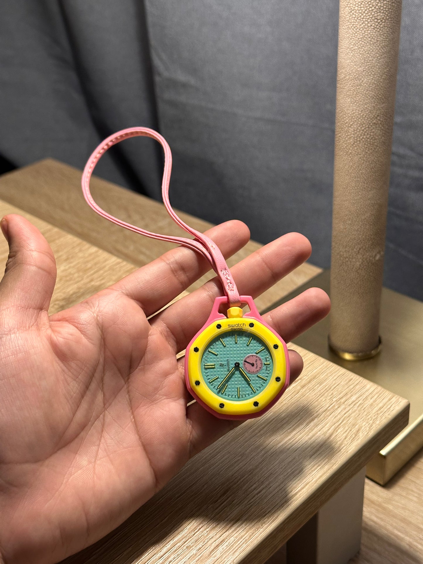 ROYAL POP AP X SWATCH OTG ROZ