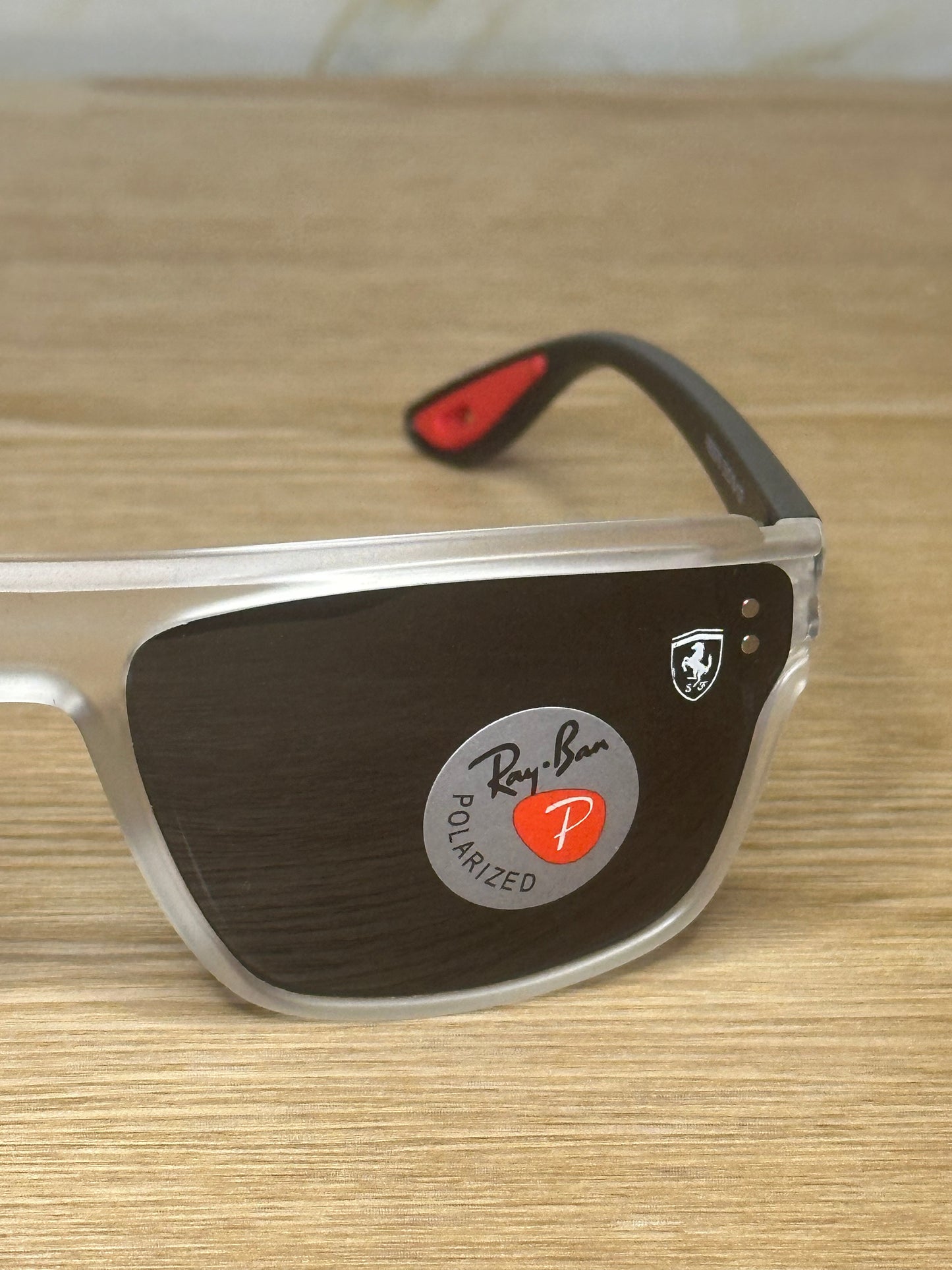 Gafas de sol ray-ban scuderia ferrari trans red polarizadas