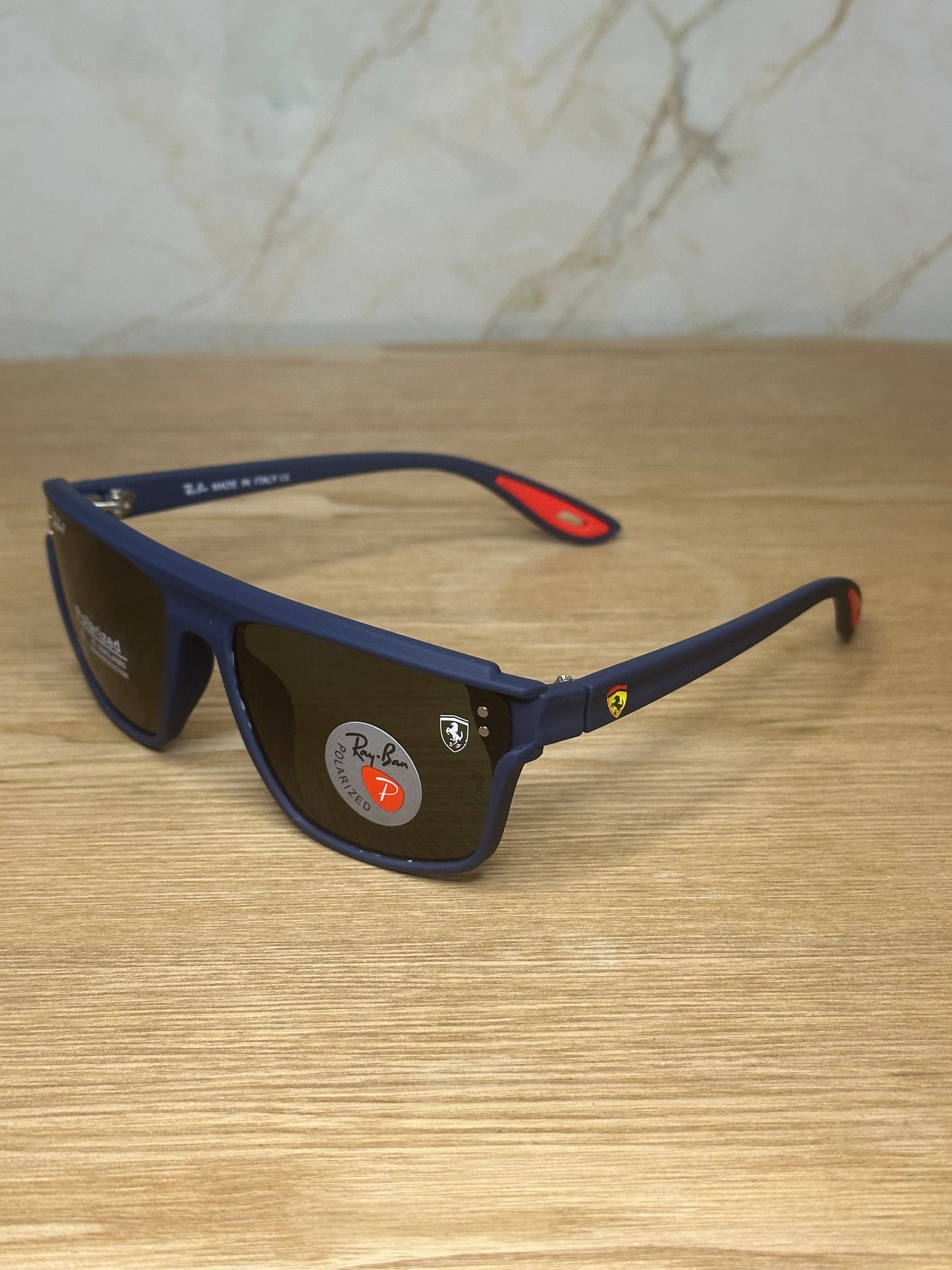 Gafas de sol ray-ban scuderia ferrari azules polarizadas