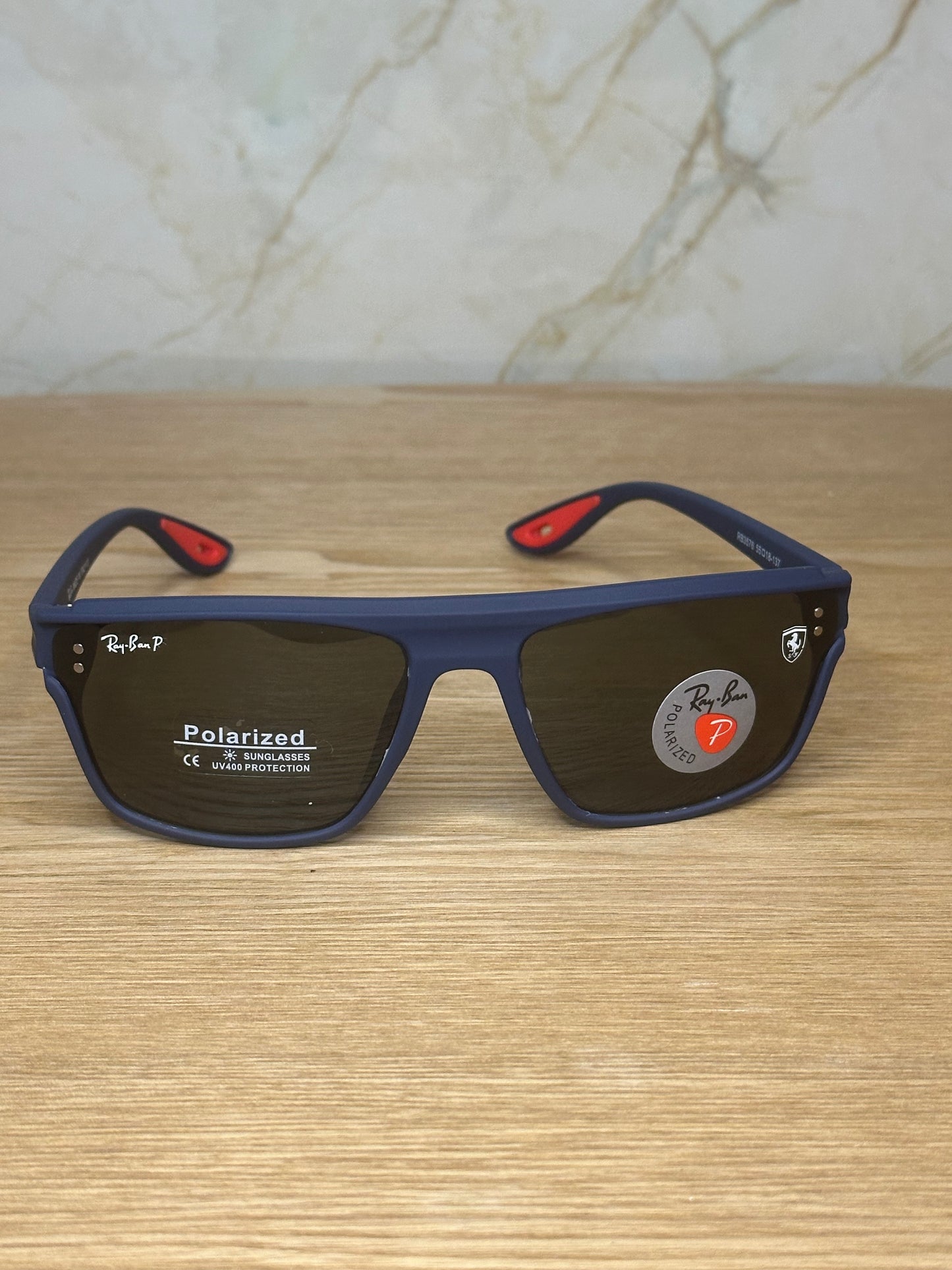 Gafas de sol ray-ban scuderia ferrari azules polarizadas
