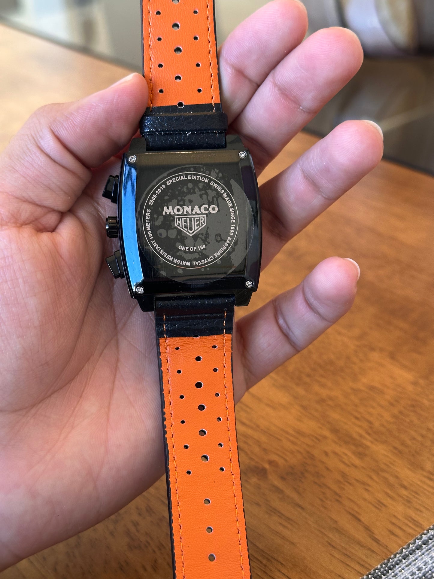 TAG HEUER MONACO X GULF FONDO NEGRO CAJA NEGRA