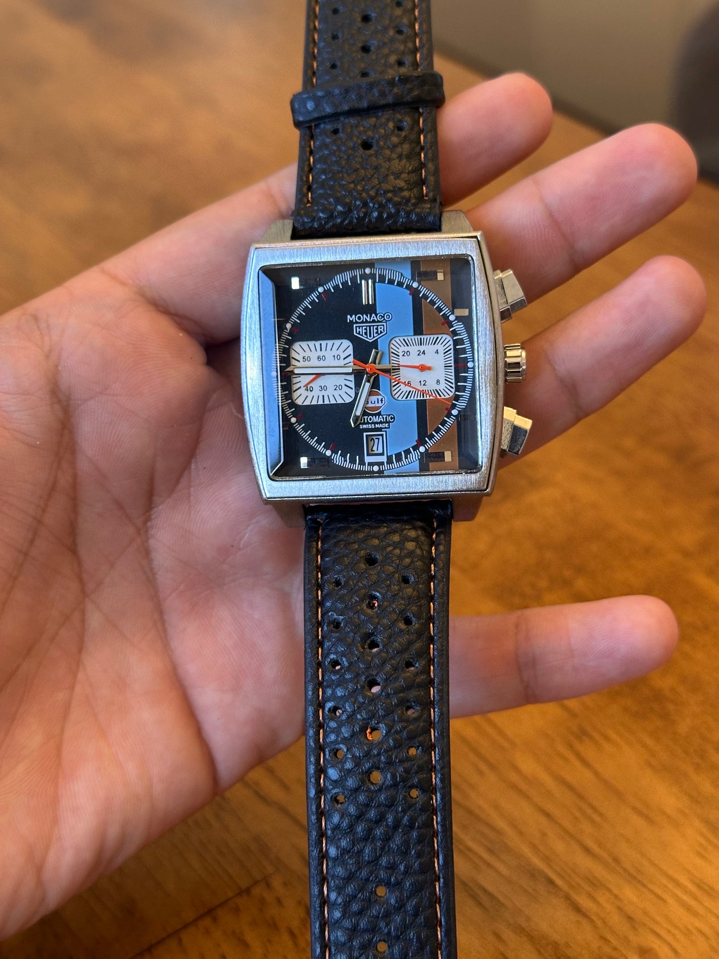 TAG HEUER MONACO X GULF FONDO NEGRO CAJA PLATEADA