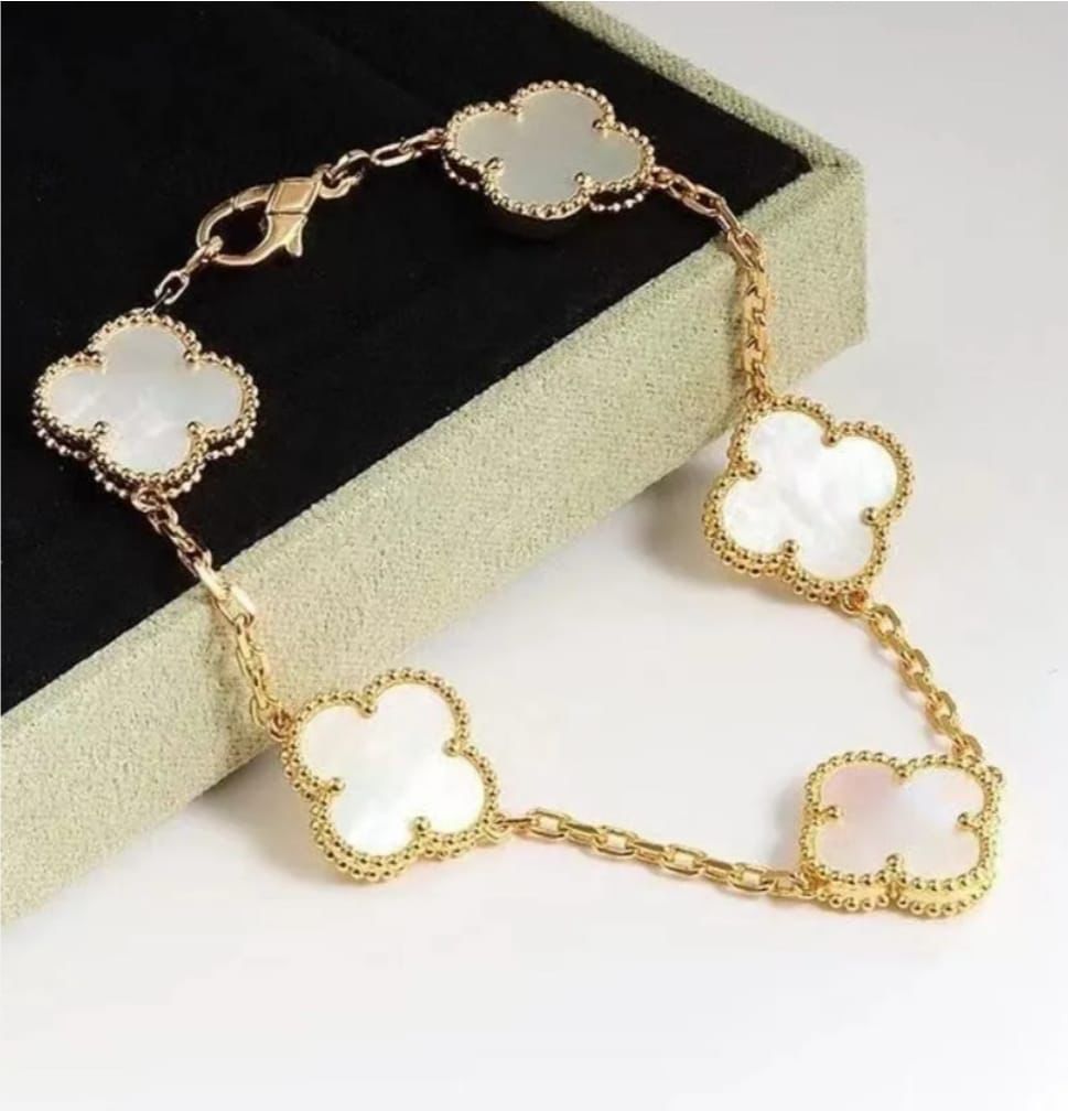 Pulsera van cleef blanca (con caja y certificados)