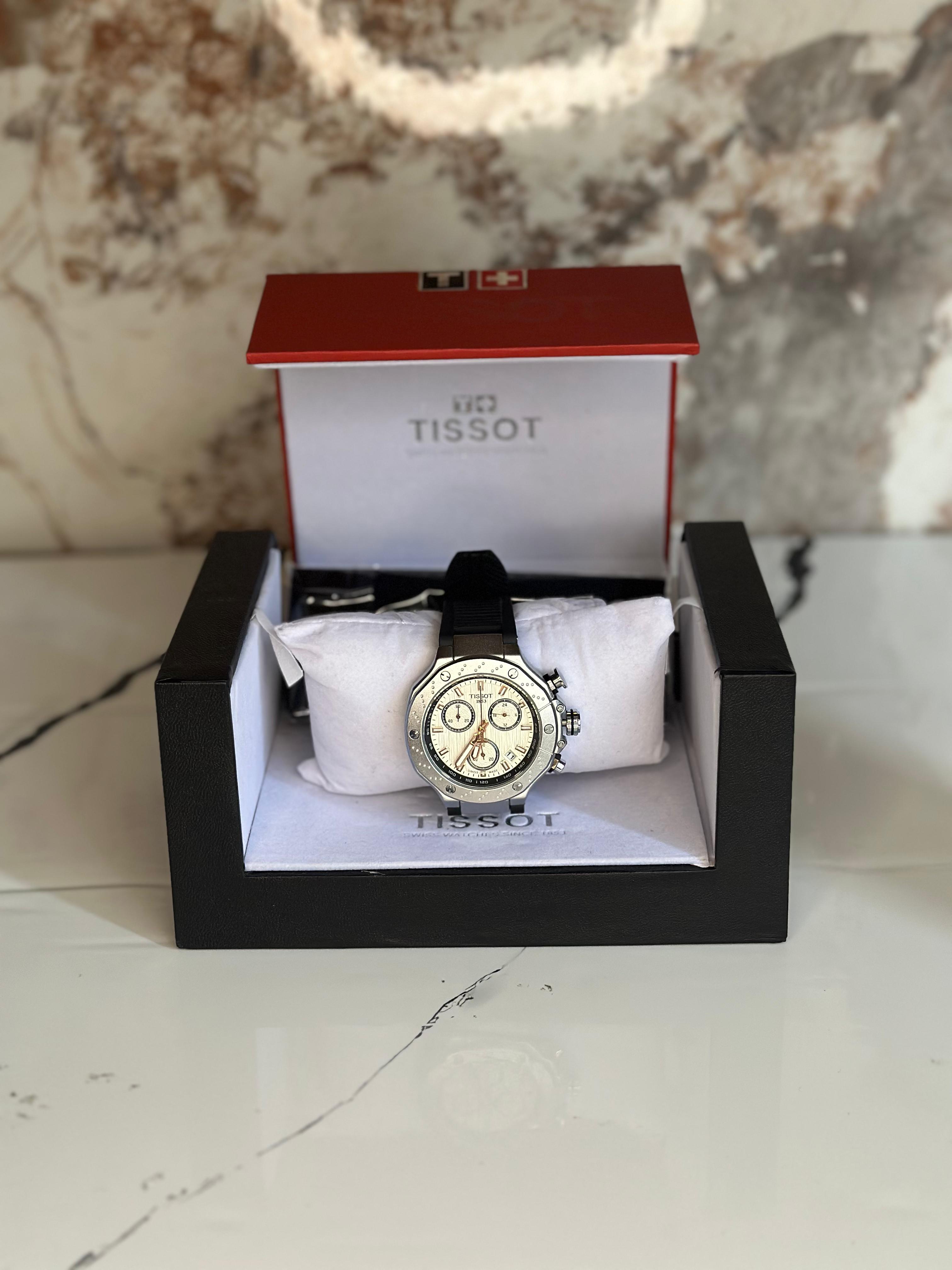 Reloj Tissot edición moto gp fondo blanco correa oscura