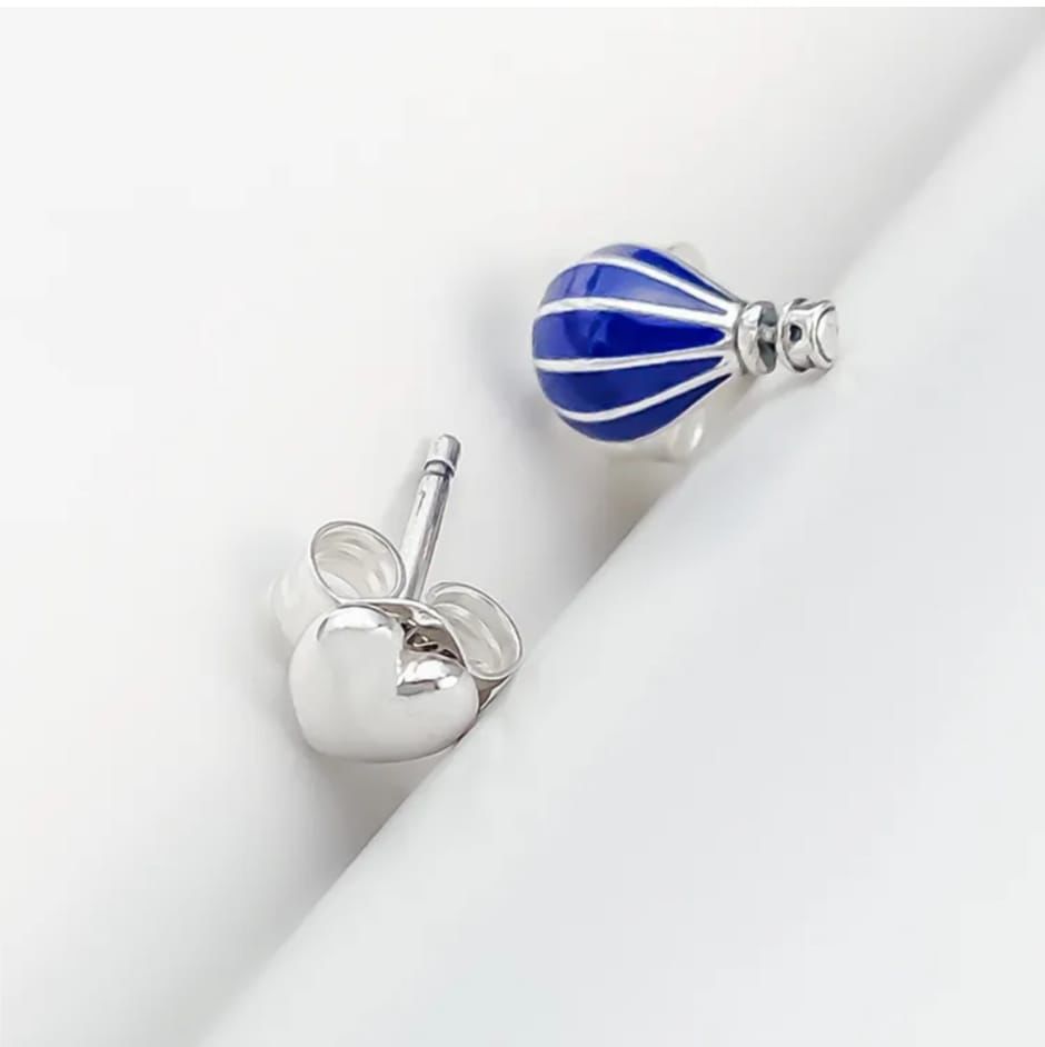Aretes Pandora globo y corazon