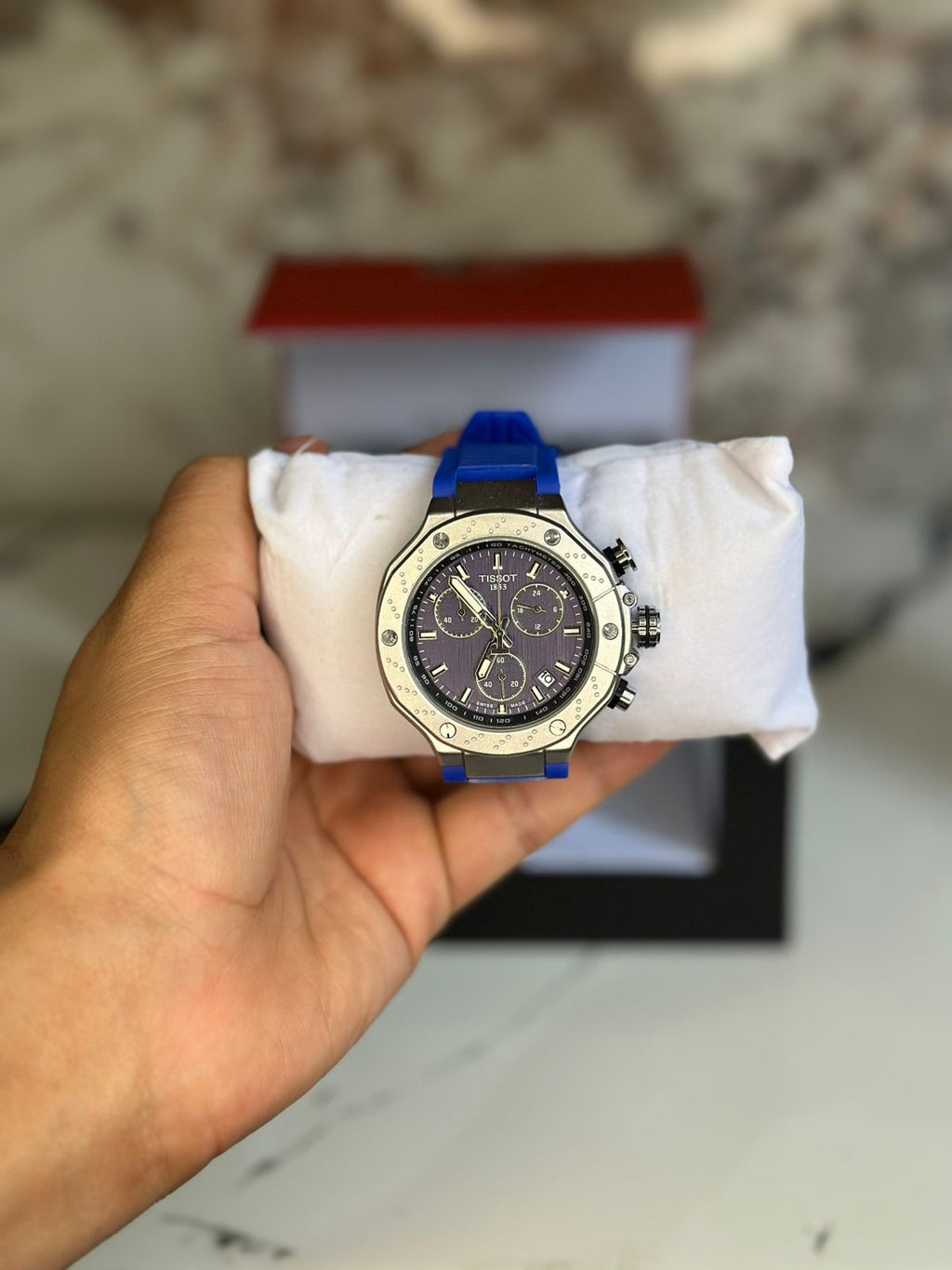 Reloj Tissot edición especial MOTO GP fondo azul pulsera azul bisel plateado